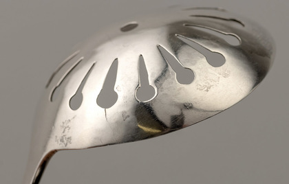 Georgian Silver Caddy Spoon With Pierced Bowl - George Burrows